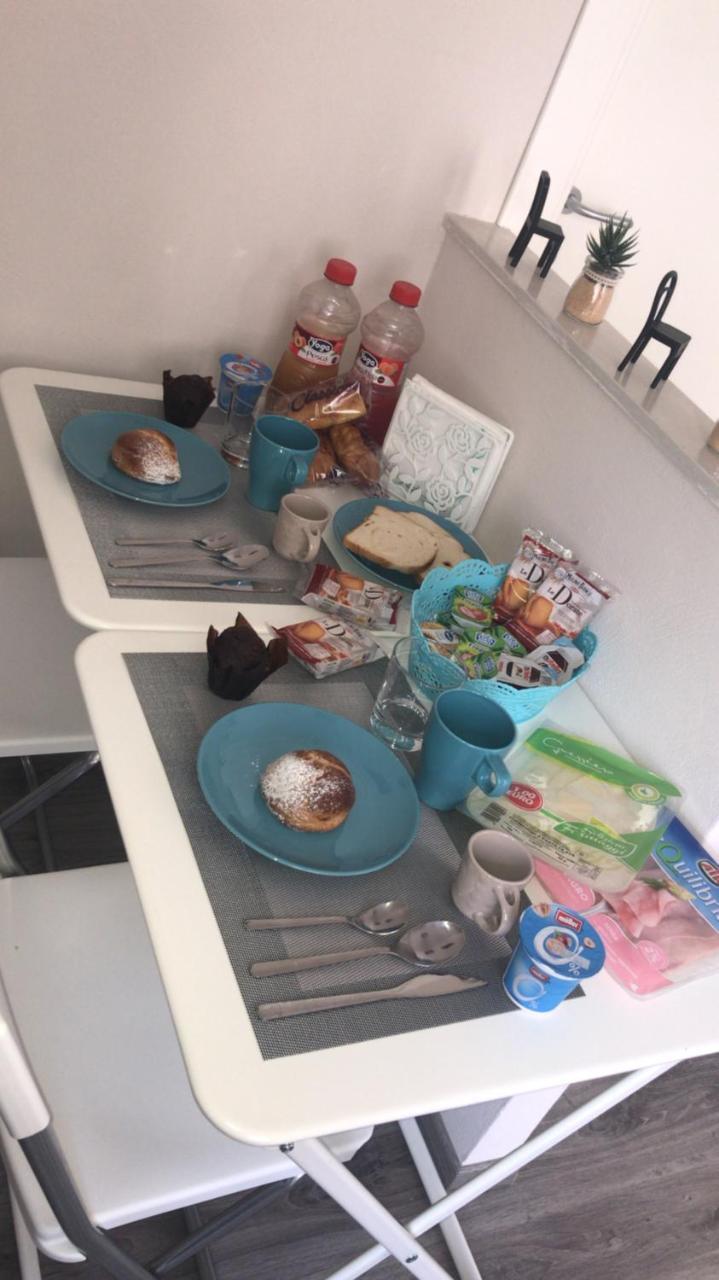 Bed & Breakfast Materdei 14 Napels