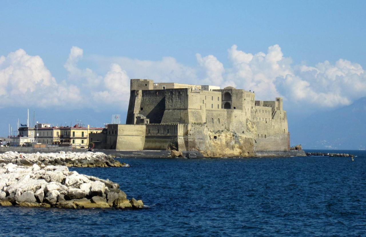Materdei 14 * Naples