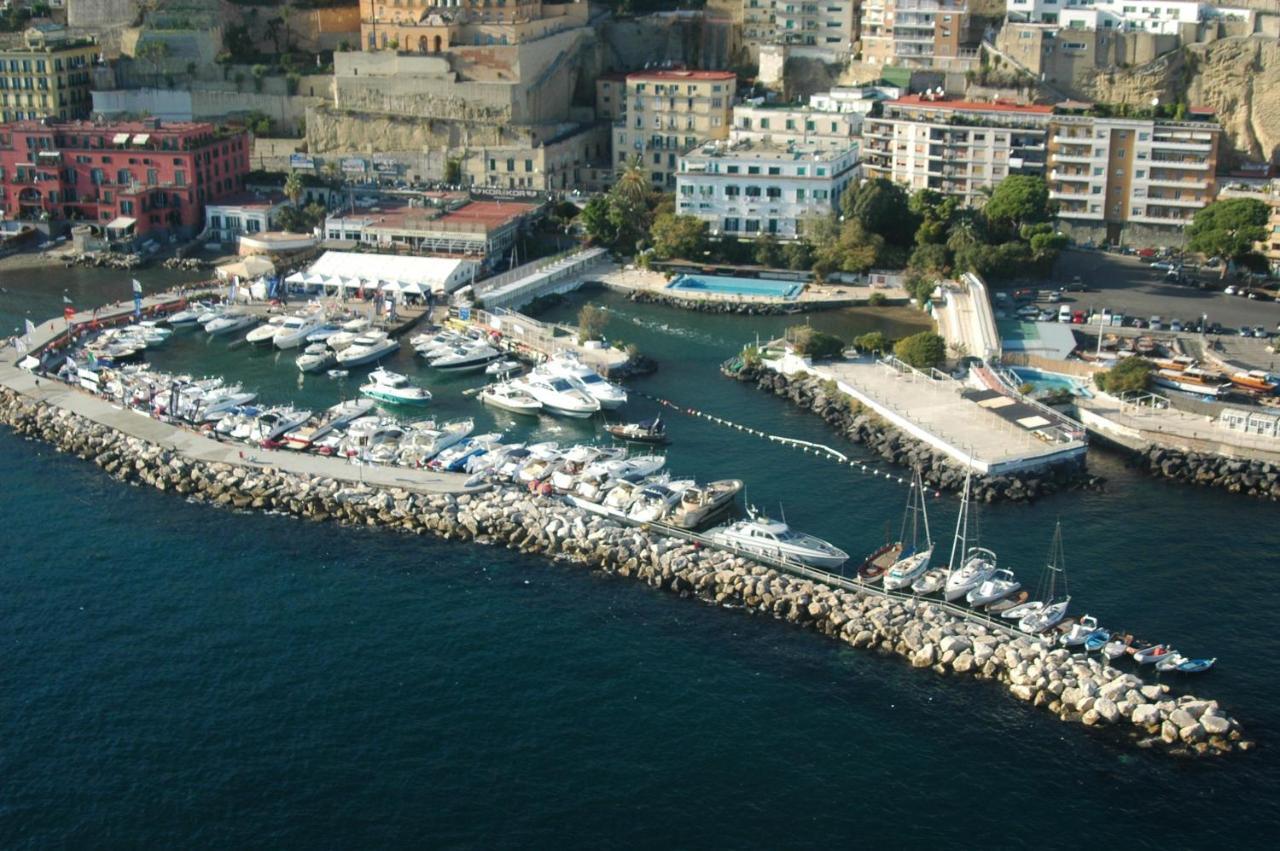 Bed & Breakfast Materdei 14 *