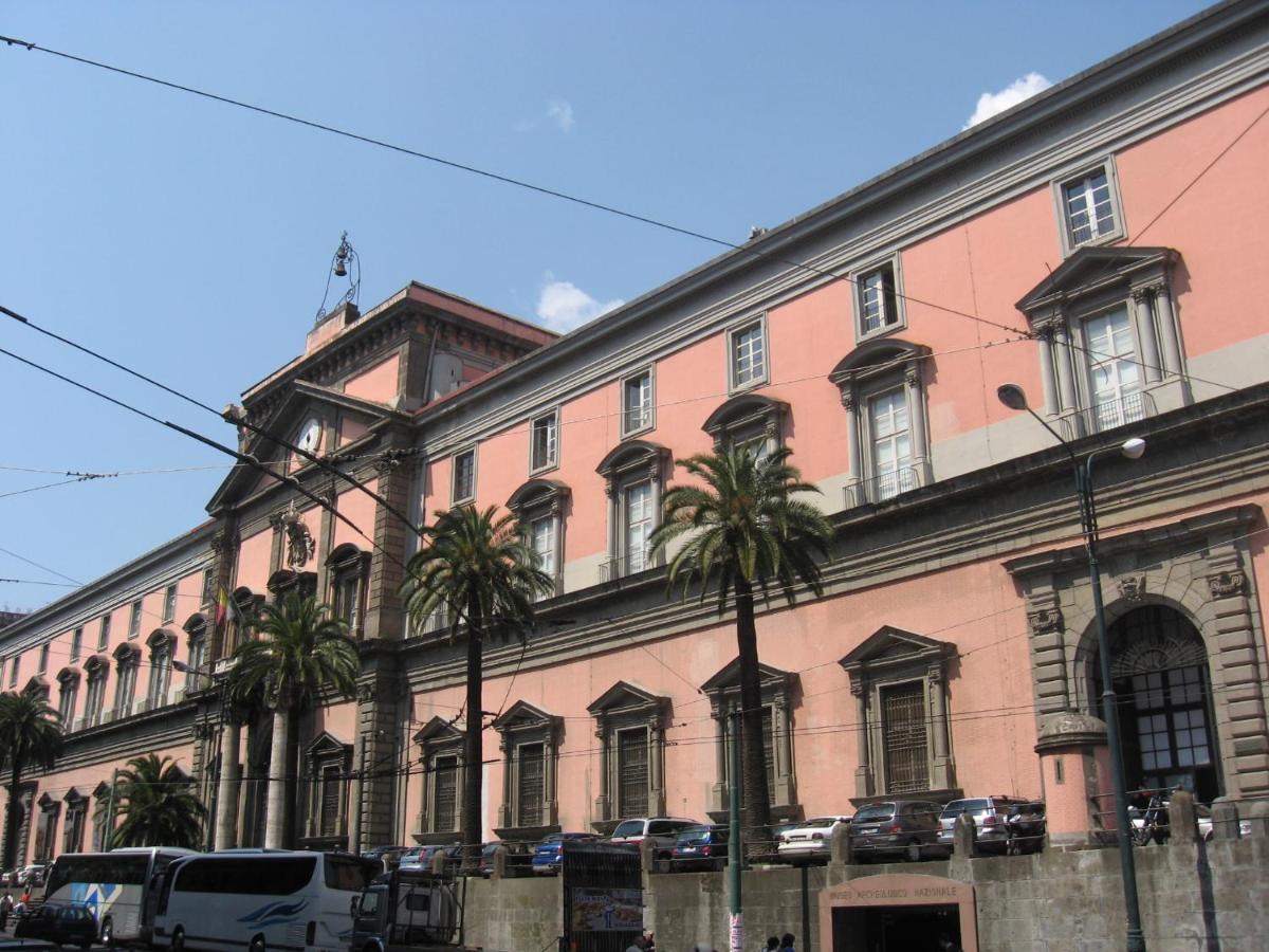Couette-café Materdei 14 Naples